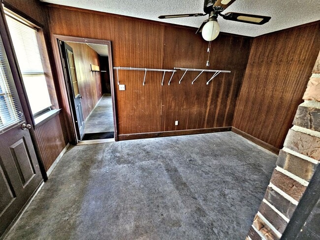 Building Photo - ***Move In Special***HOUSE FOR RENT - PRIC...