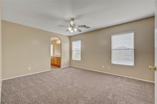 Building Photo - 893 Dancing Vines Ave