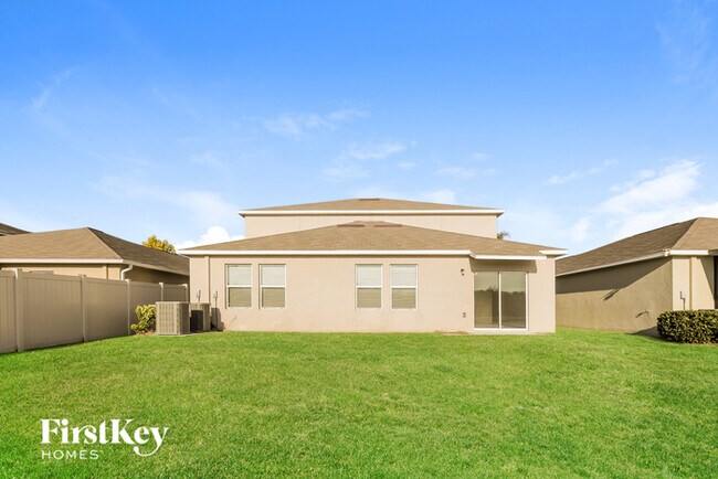 Building Photo - 17114 White Mangrove Dr