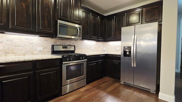 Building Photo - 309 Tottenham Ct