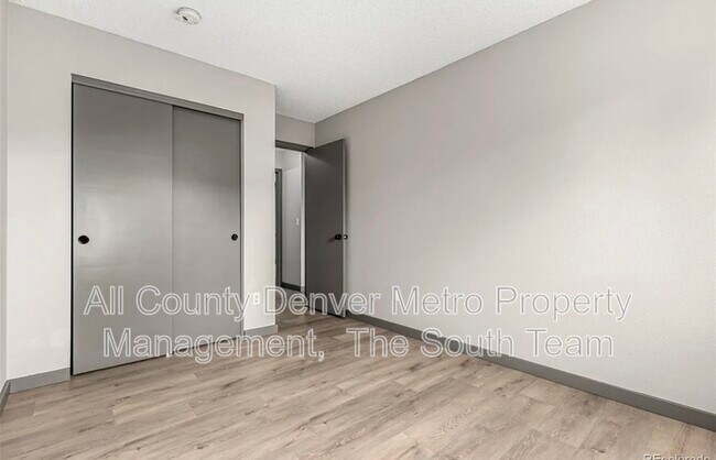 Building Photo - 10172 Woodrose Ln