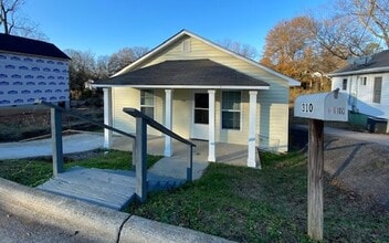 Building Photo - Updated 2 bed, 1 bath near uptown Kannapolis