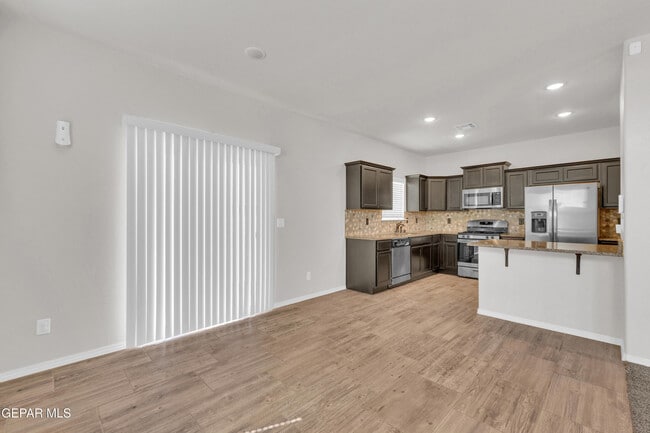 Building Photo - 11474 Dawn Vw Rd