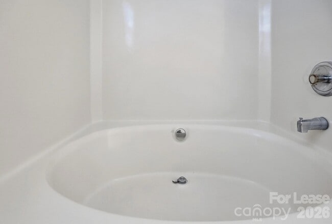 Building Photo - 3028 Misty Harbor Cir