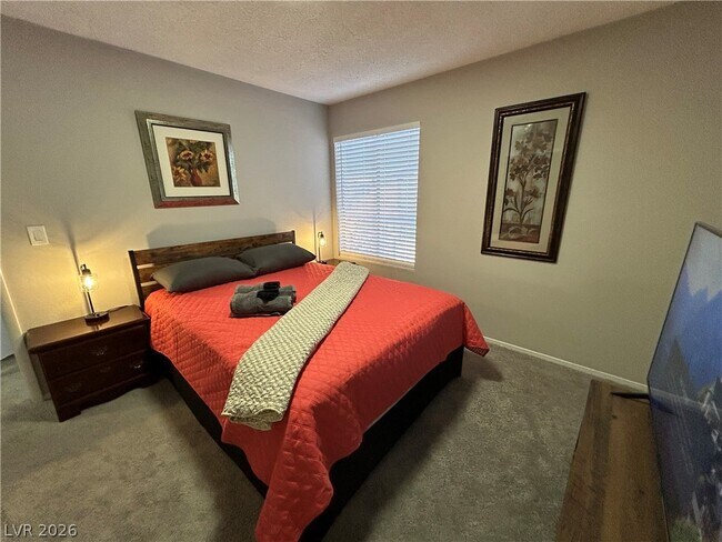 Building Photo - 4458 Del Oro Dr