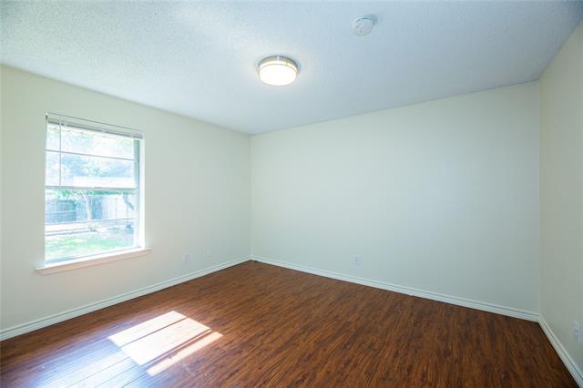 Building Photo - 501 Dogwood Dr