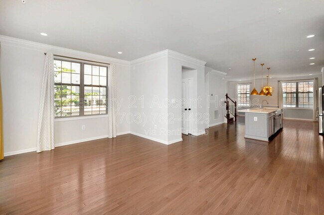 Building Photo - 22447 Norwalk Square