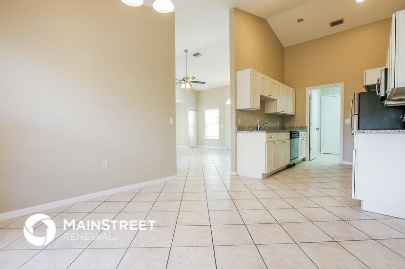Building Photo - 1333 Roosevelt Dr