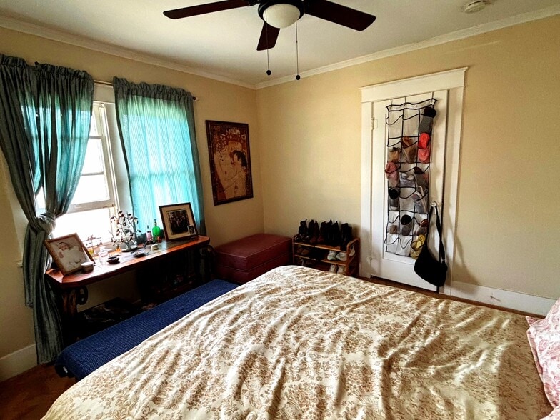 Bedroom View #1 - 6546 Painter Ave