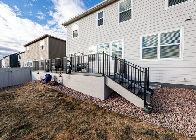 Building Photo - 7877 Buffalo Horn Dr