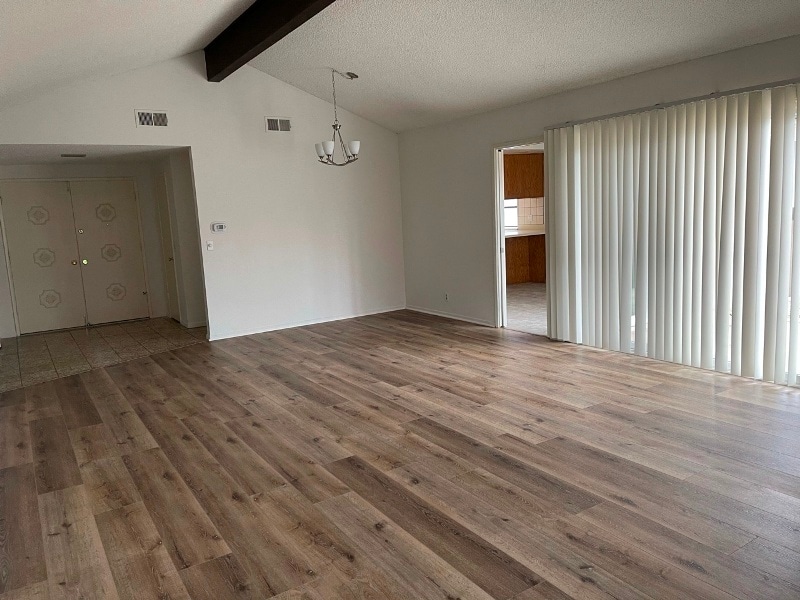 Building Photo - 22913 Juniper Ave