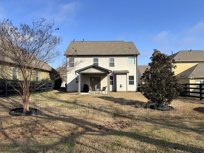 Building Photo - 6651 Rivergreen Rd