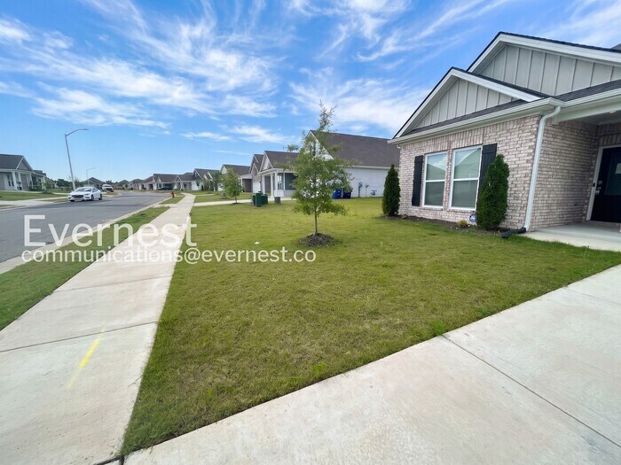 Building Photo - 8329 Gum Pond Dr