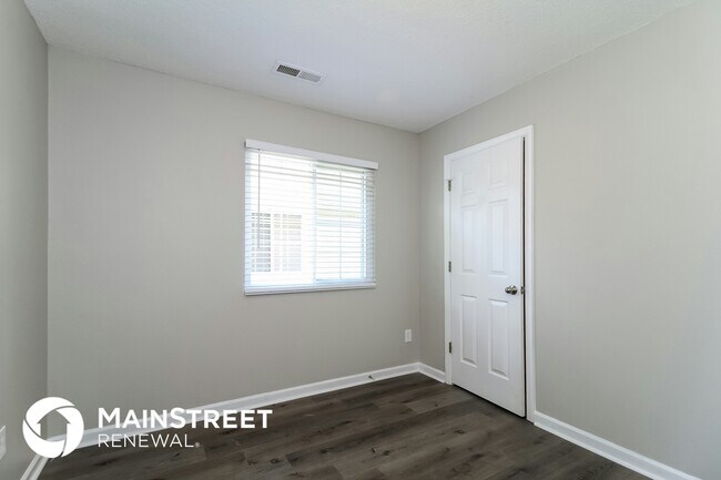 Building Photo - 1719 Hertford St