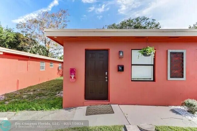 Primary Photo - 74 NE 5th St