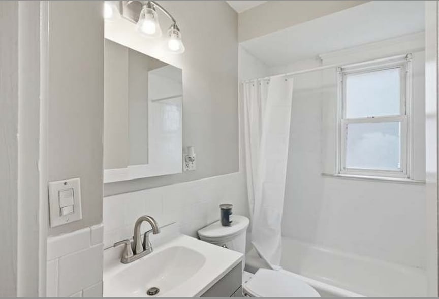 Building Photo - 95 Capen St