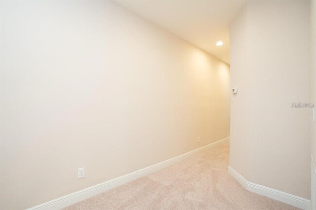 Building Photo - 8543 Pinter St