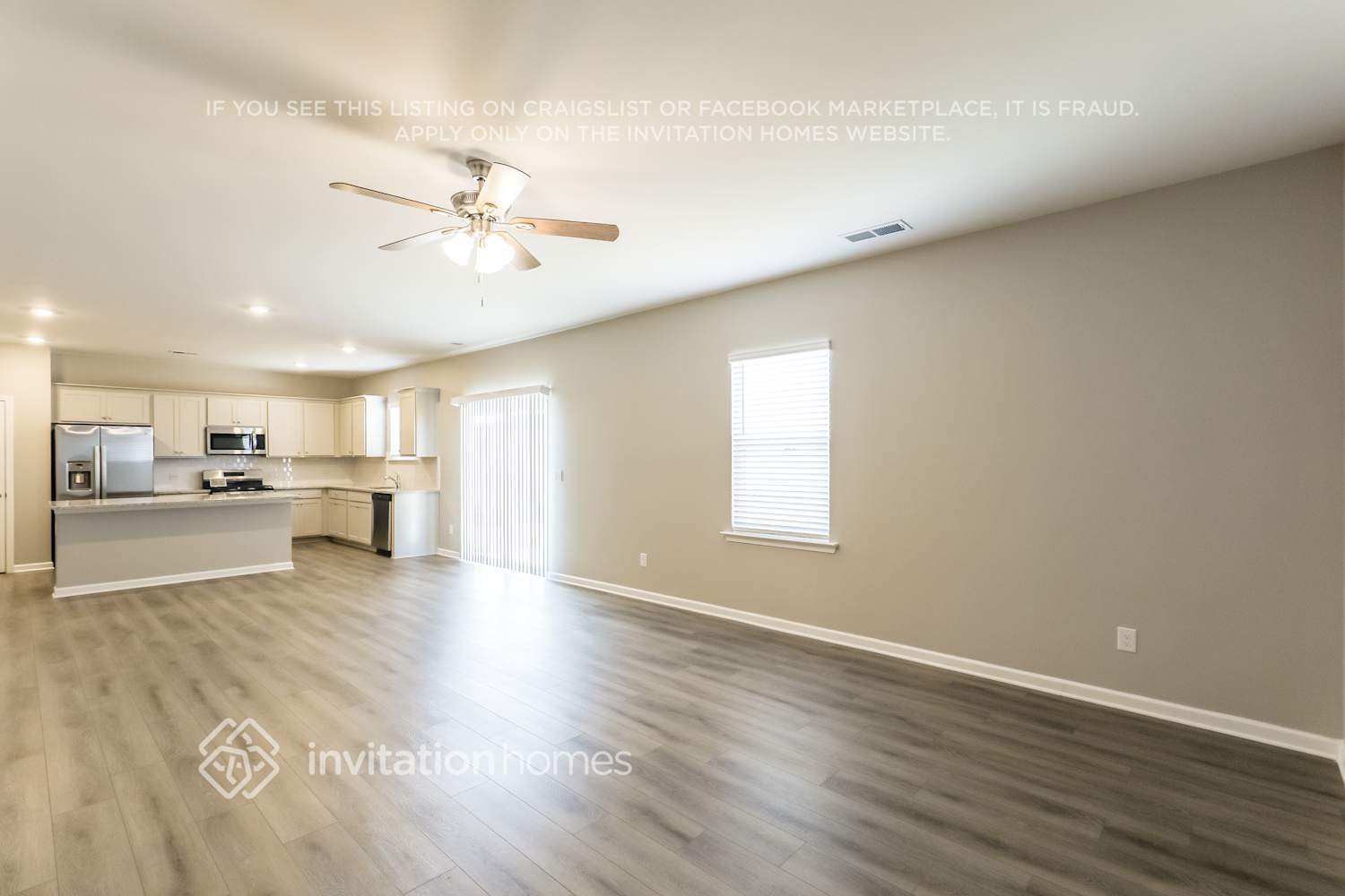 Building Photo - 537 Almere Dr