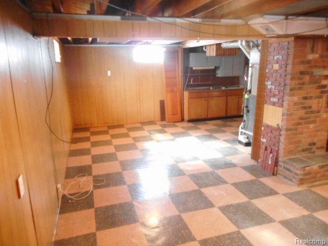 Building Photo - 25159 Normandy St