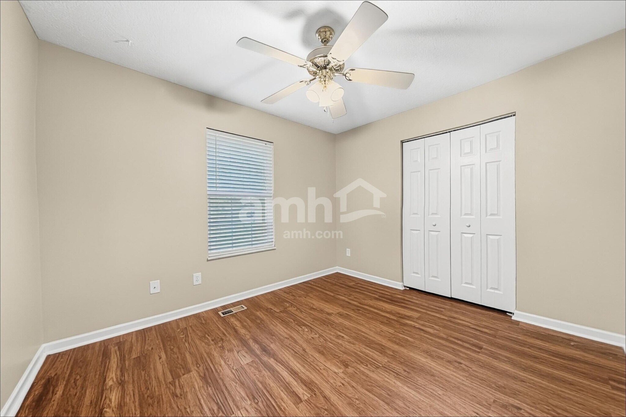 Building Photo - 4417 Oakbank Ln
