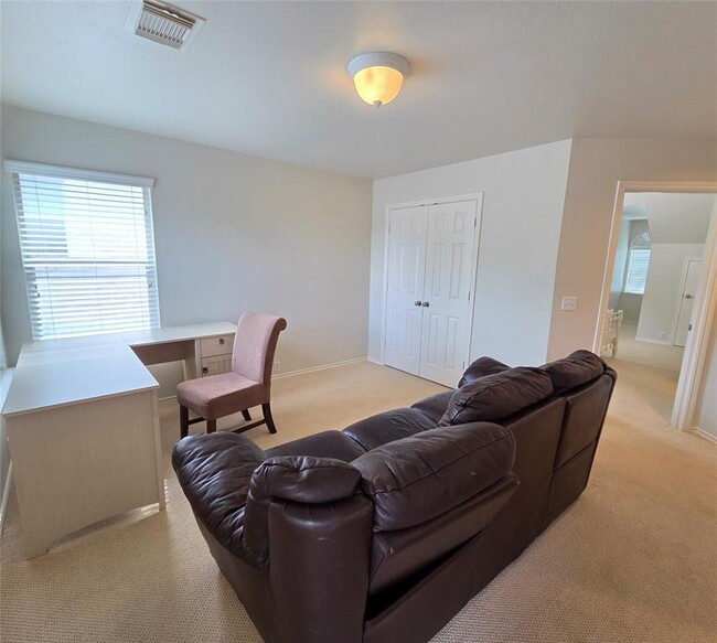 Building Photo - 8213 Endeavor Cir