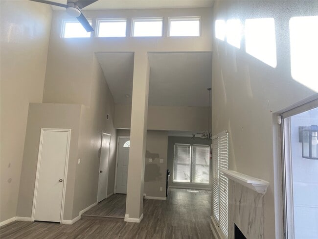 Building Photo - 7519 San Benito Dr