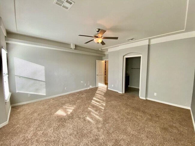 Building Photo - 2233 Amber Point Pl