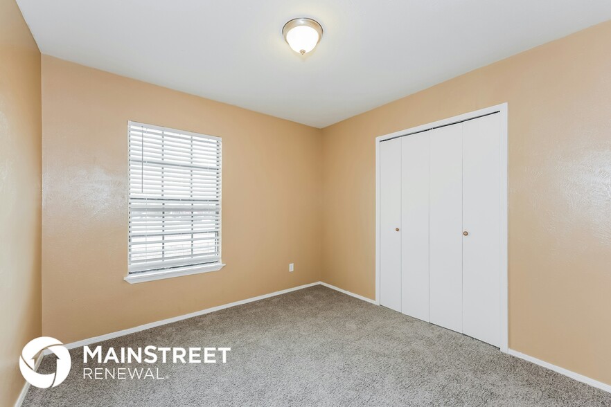 Building Photo - 2803 Forest Creek Dr