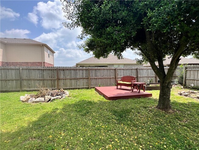 Building Photo - 2009 S 11th St