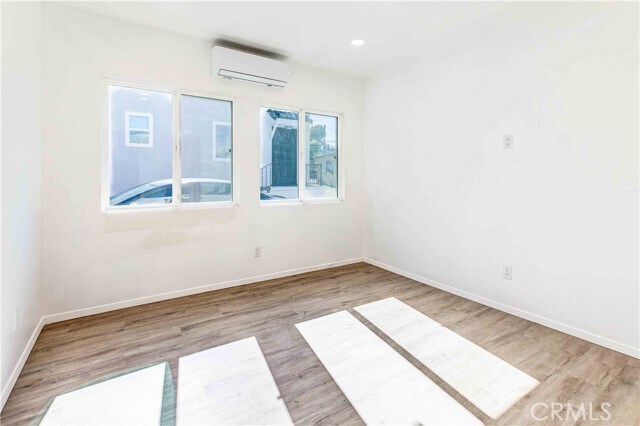 Building Photo - 10108 Fernglen Ave