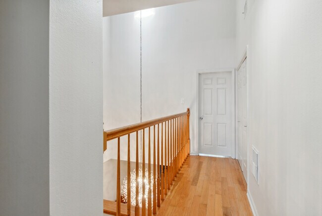 Building Photo - 4502 Park Dr N