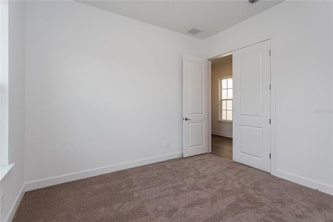 Building Photo - 10176 Brocksport Cir