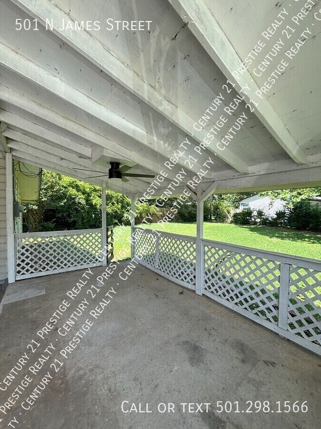 Building Photo - 501 N James St