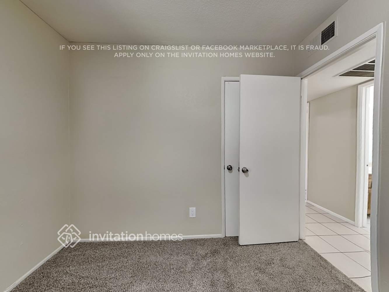 Building Photo - 5634 W Altadena Ave