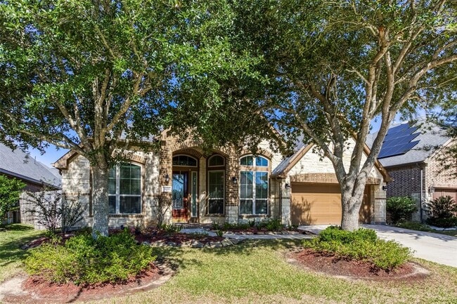 Building Photo - 29114 Davenport Dr