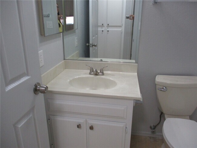 Building Photo - 5112 Amber Sands Dr