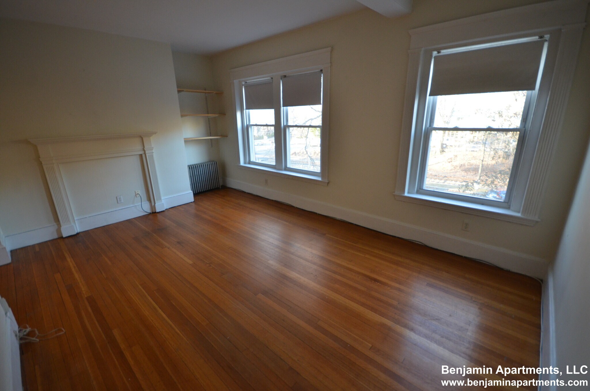 Building Photo - 1595 Beacon St