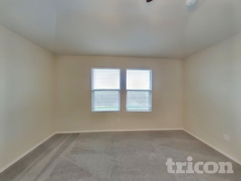Building Photo - 5209 Sidesaddle Dr