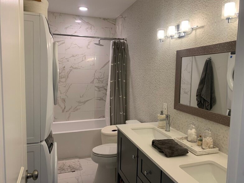 Building Photo - 31 Brighton St