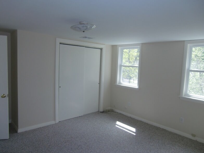 Bedroom - 26 Summer Ave