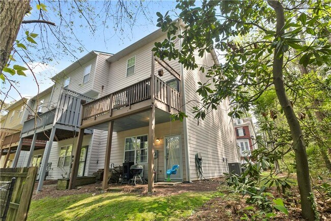 Building Photo - 2924 Wintercrest Way