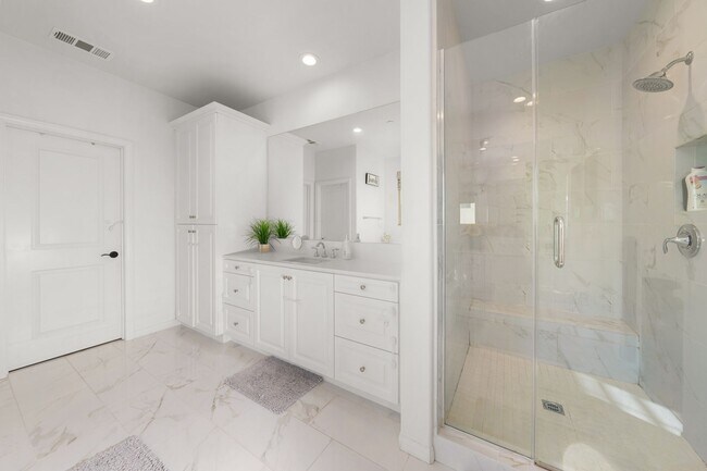 Building Photo - Chula Vista home for rent