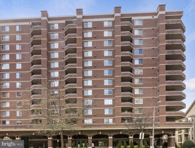 Building Photo - 1276 N Wayne St