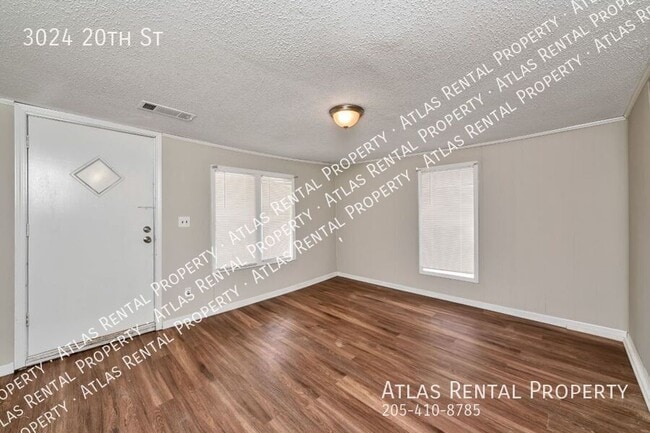 Building Photo - 3024 20th St