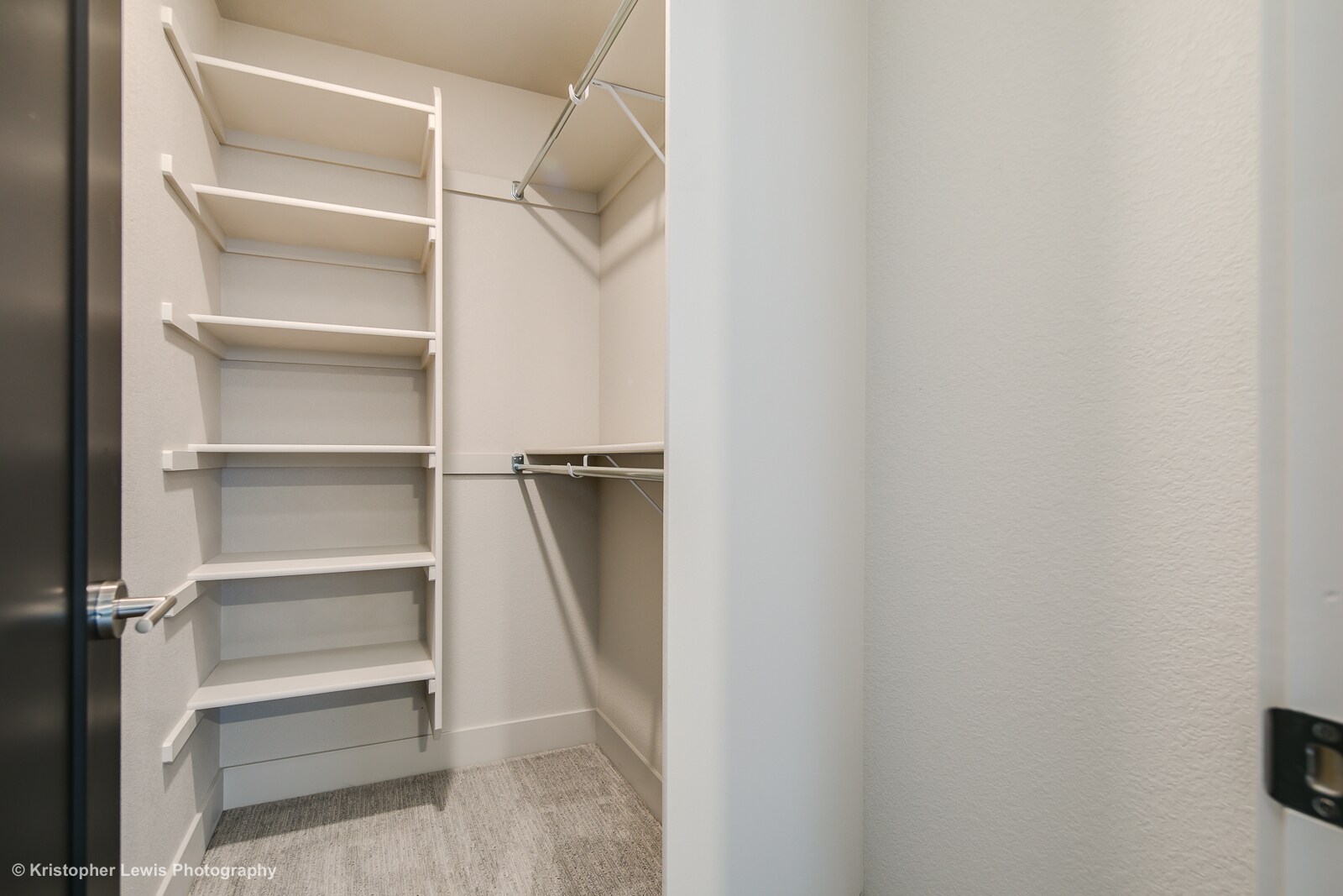 Building Photo - 1559 King St