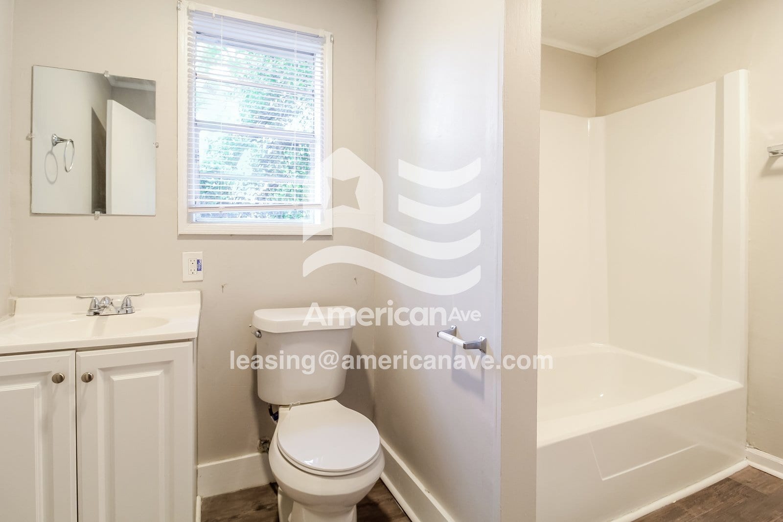 Building Photo - 4316 Summerhill Dr