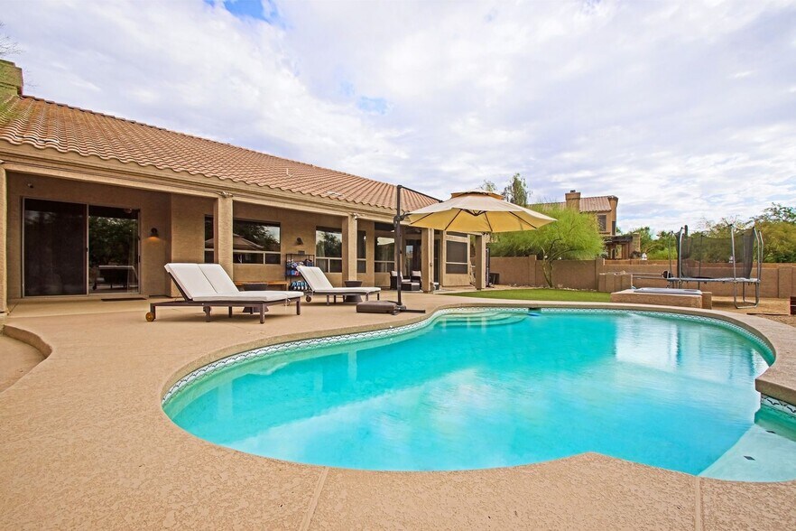 Building Photo - 29641 N 67th St