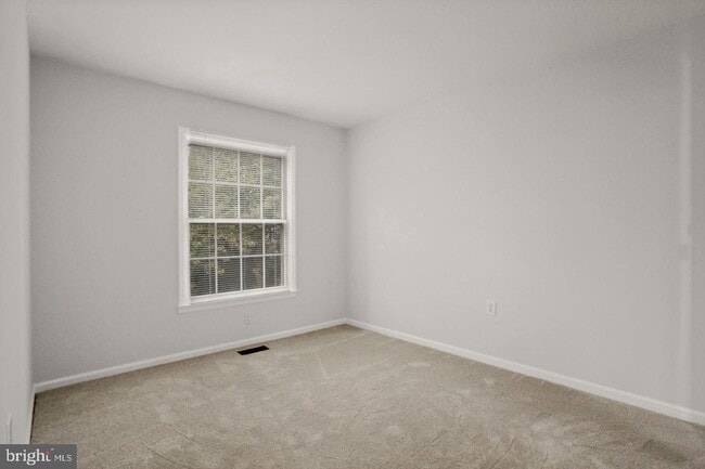 Building Photo - Townhome in Pinecrest