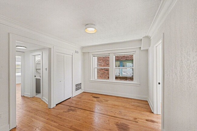 Interior Photo - The Bristol Apartments