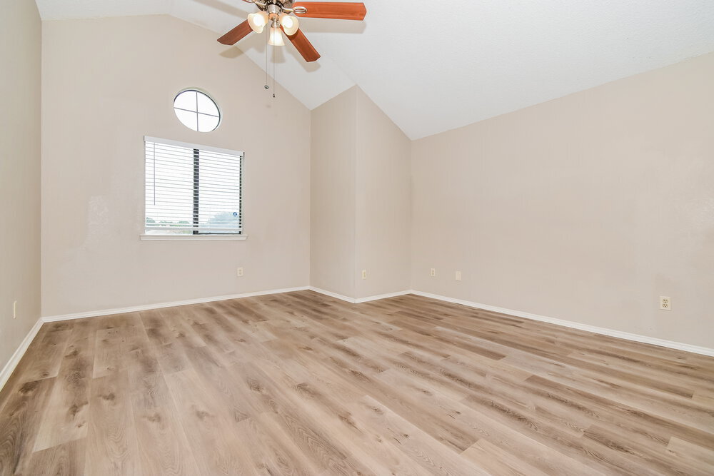 Building Photo - 1411 Sandalwood Dr
